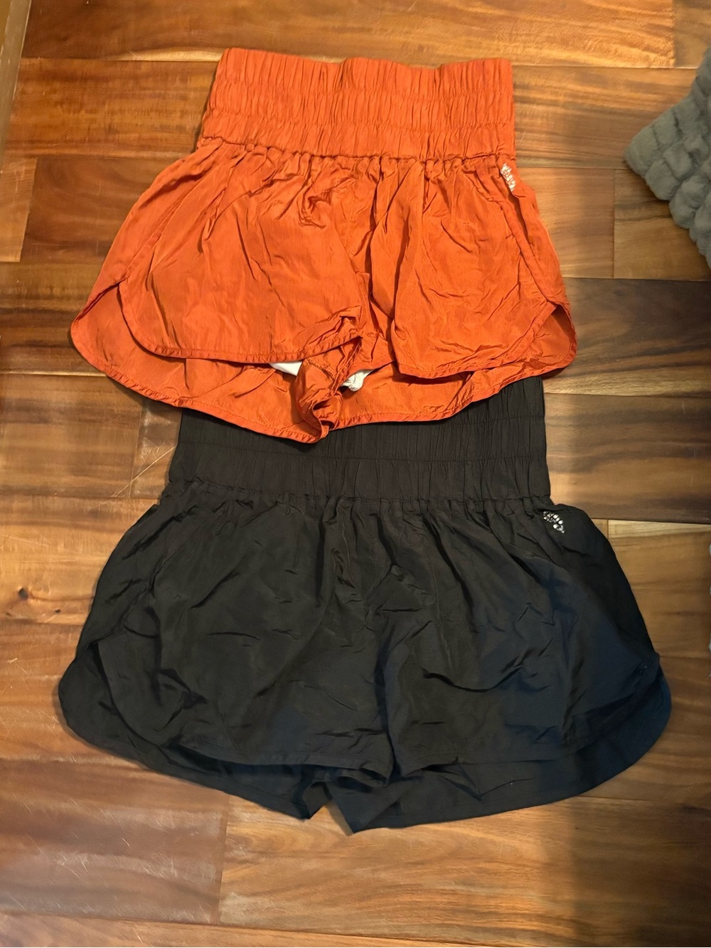 Free People FP Movement Shorts Bundle L Black Orange Athletic Running Set (1285)